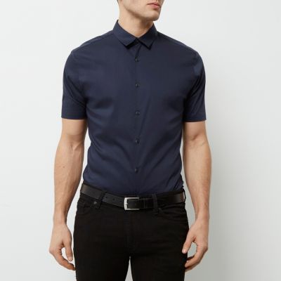 Navy blue muscle fit short sleeve shirt